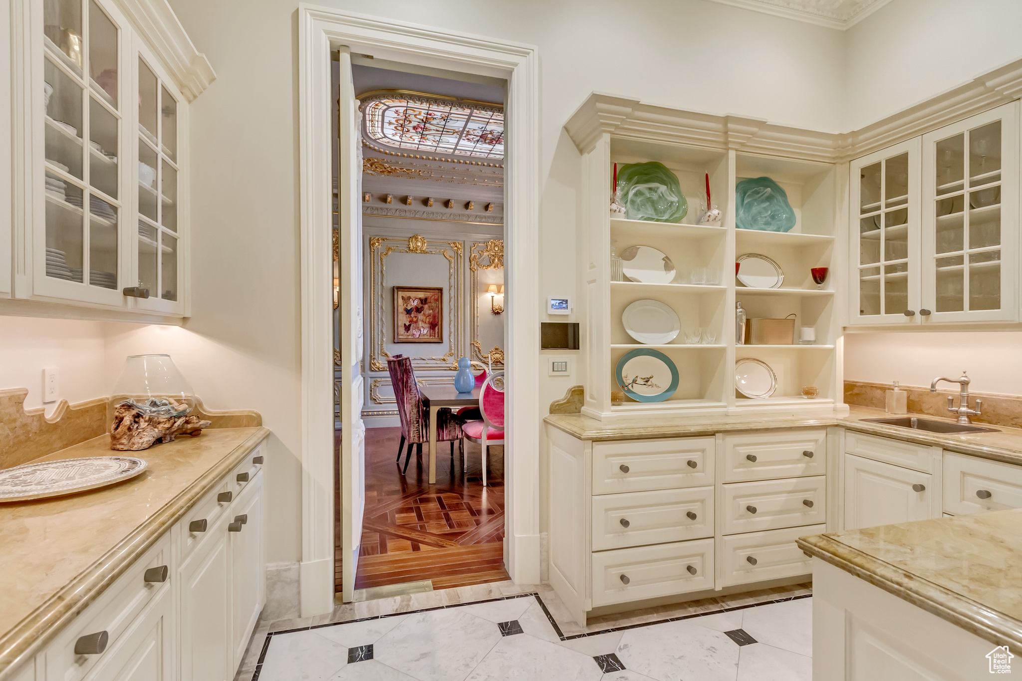 ALPINE COVE - Residential