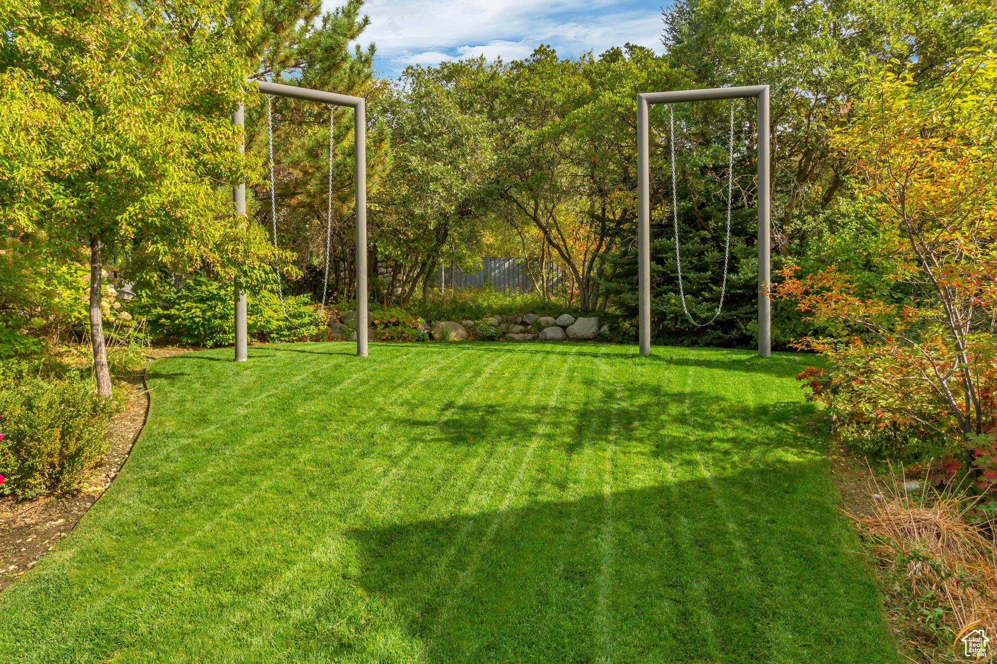 ALPINE COVE - Residential