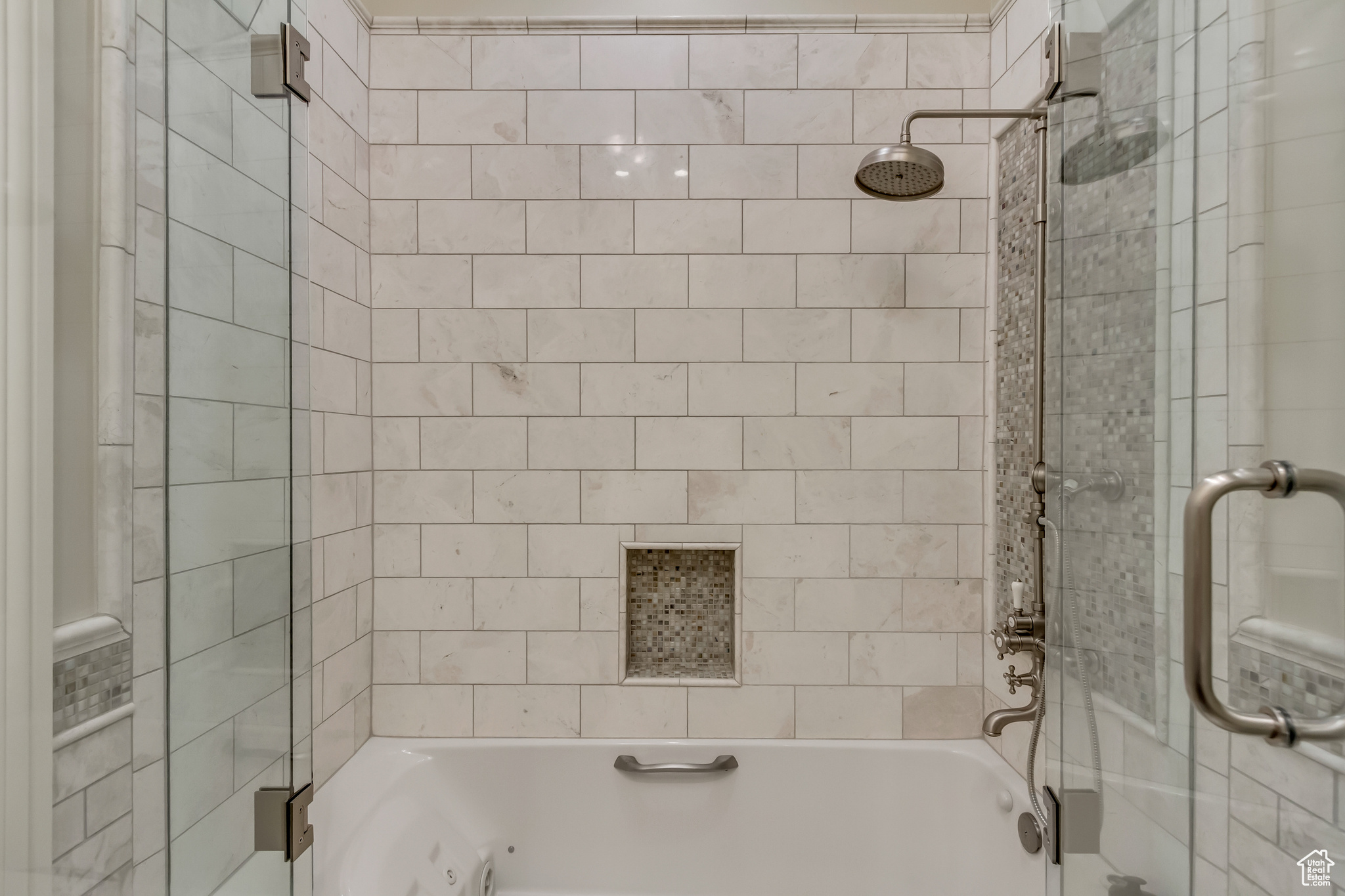 ALPINE COVE - Residential