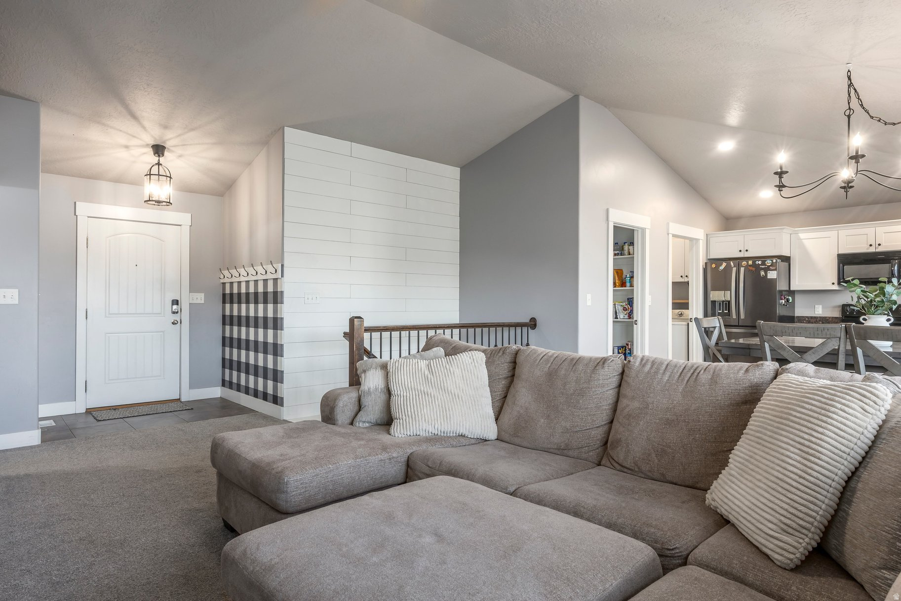 AUTUMN RIDGE - Residential