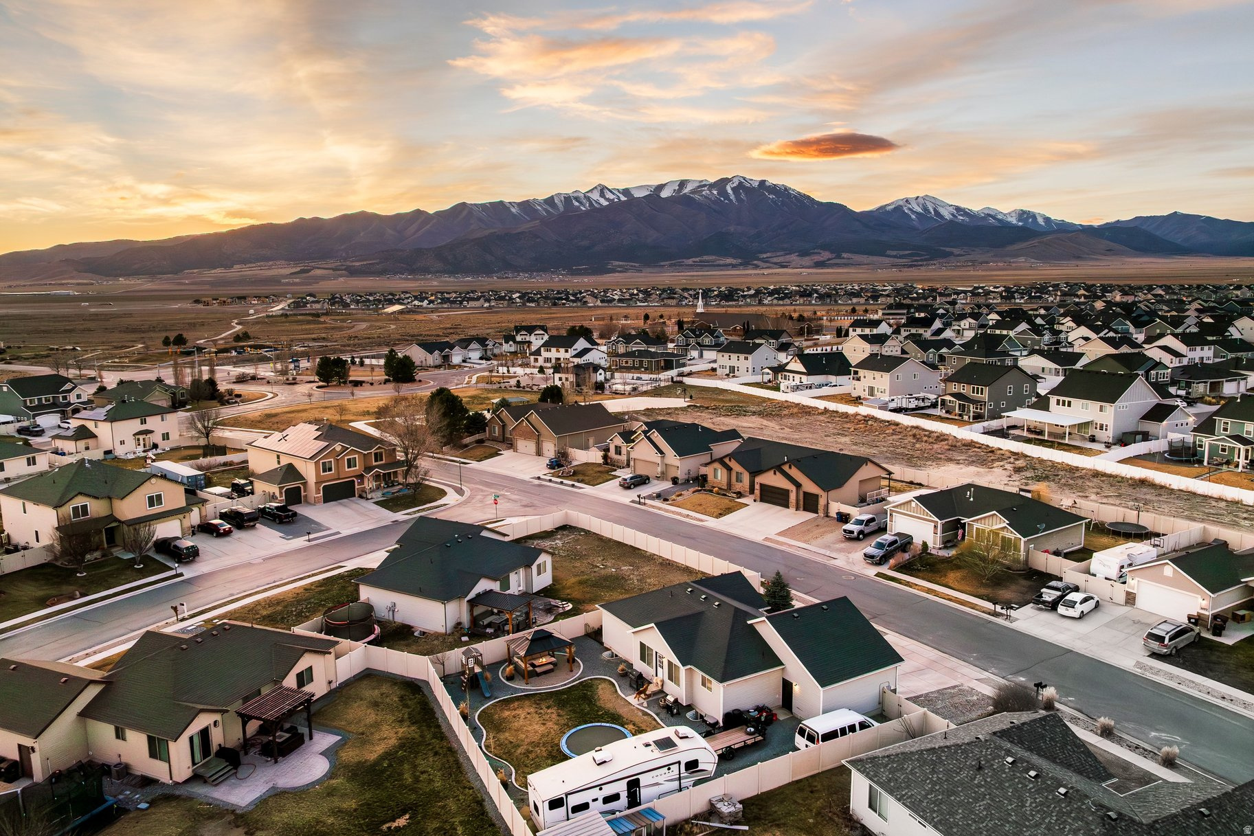 AUTUMN RIDGE - Residential