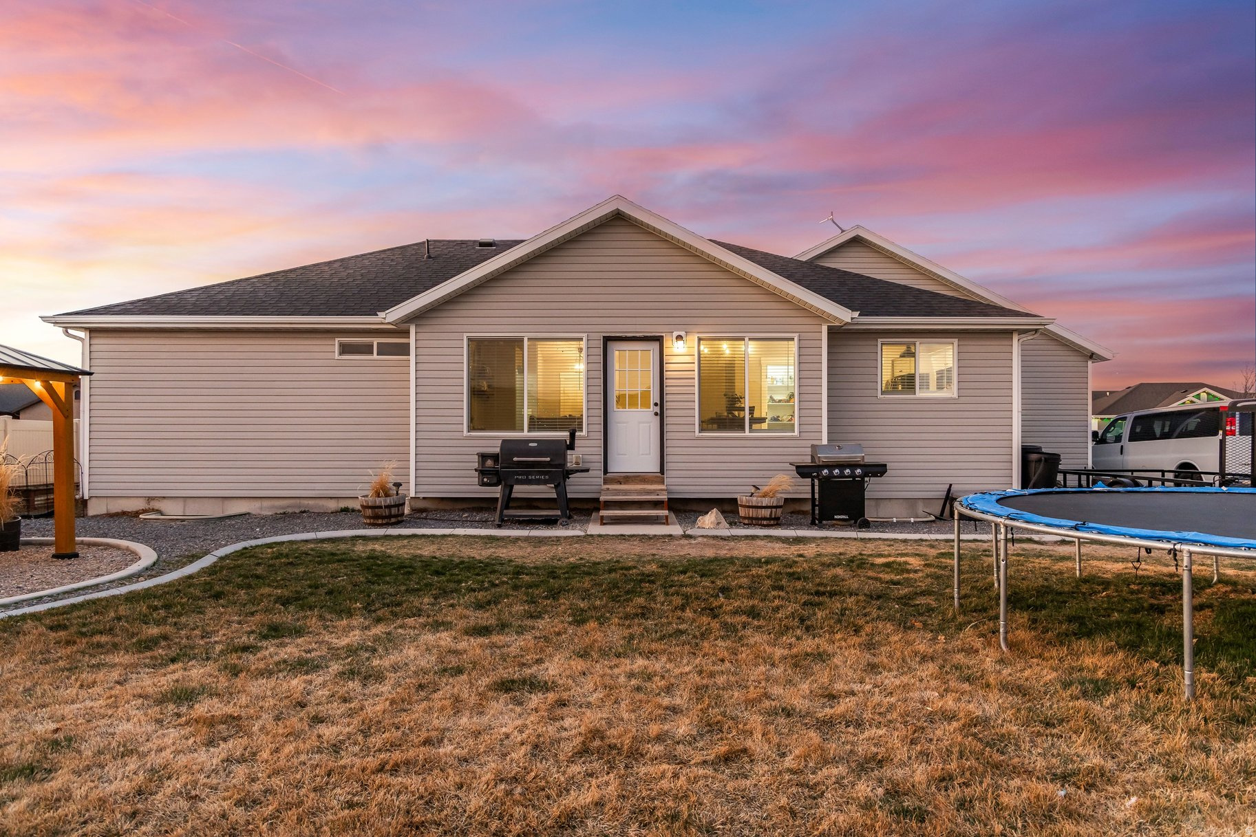 AUTUMN RIDGE - Residential