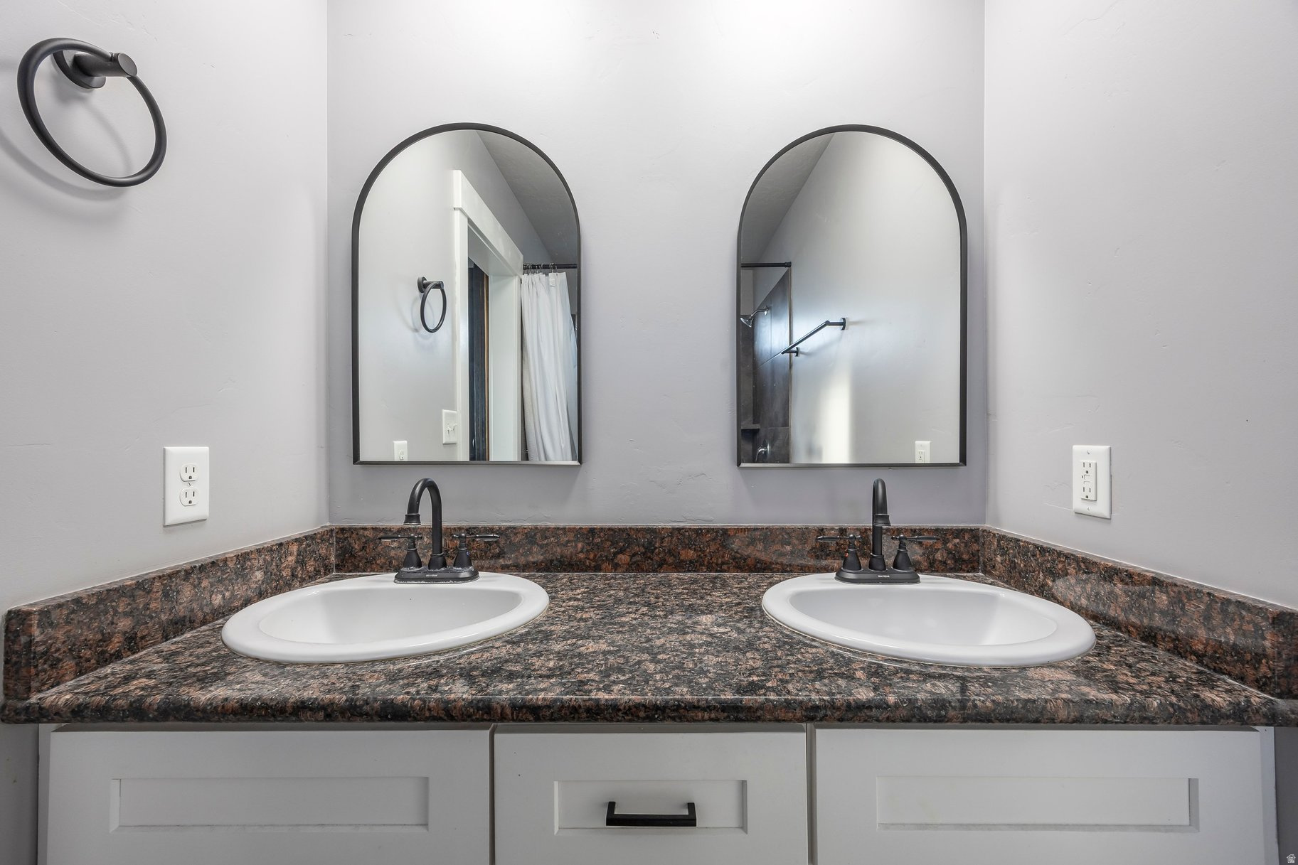 AUTUMN RIDGE - Residential