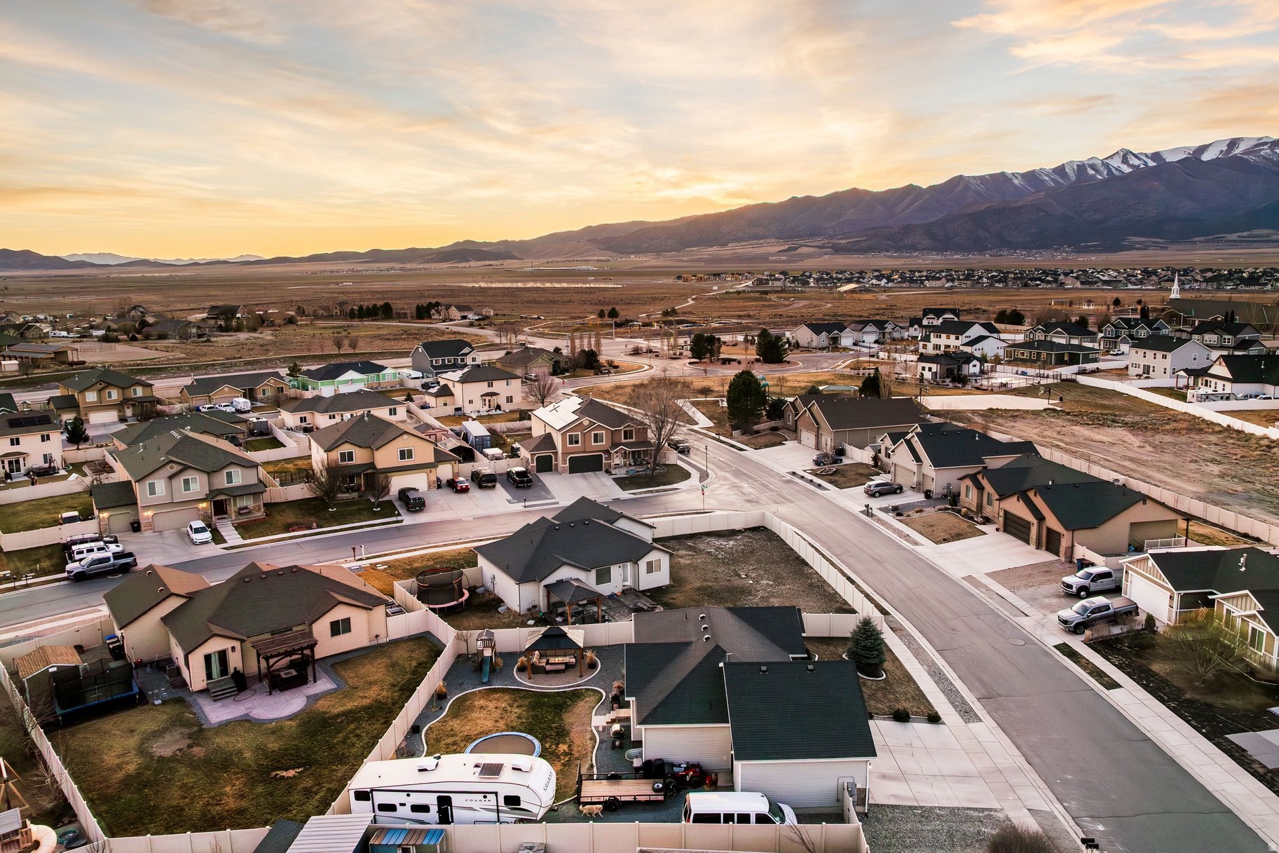 AUTUMN RIDGE - Residential