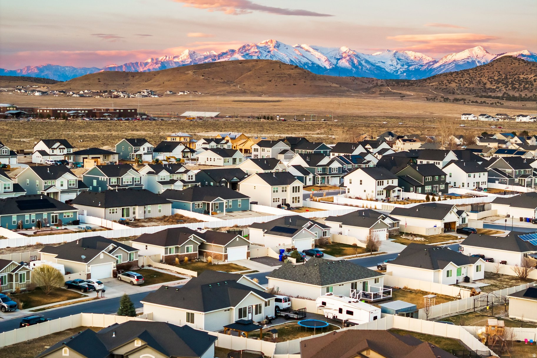 AUTUMN RIDGE - Residential