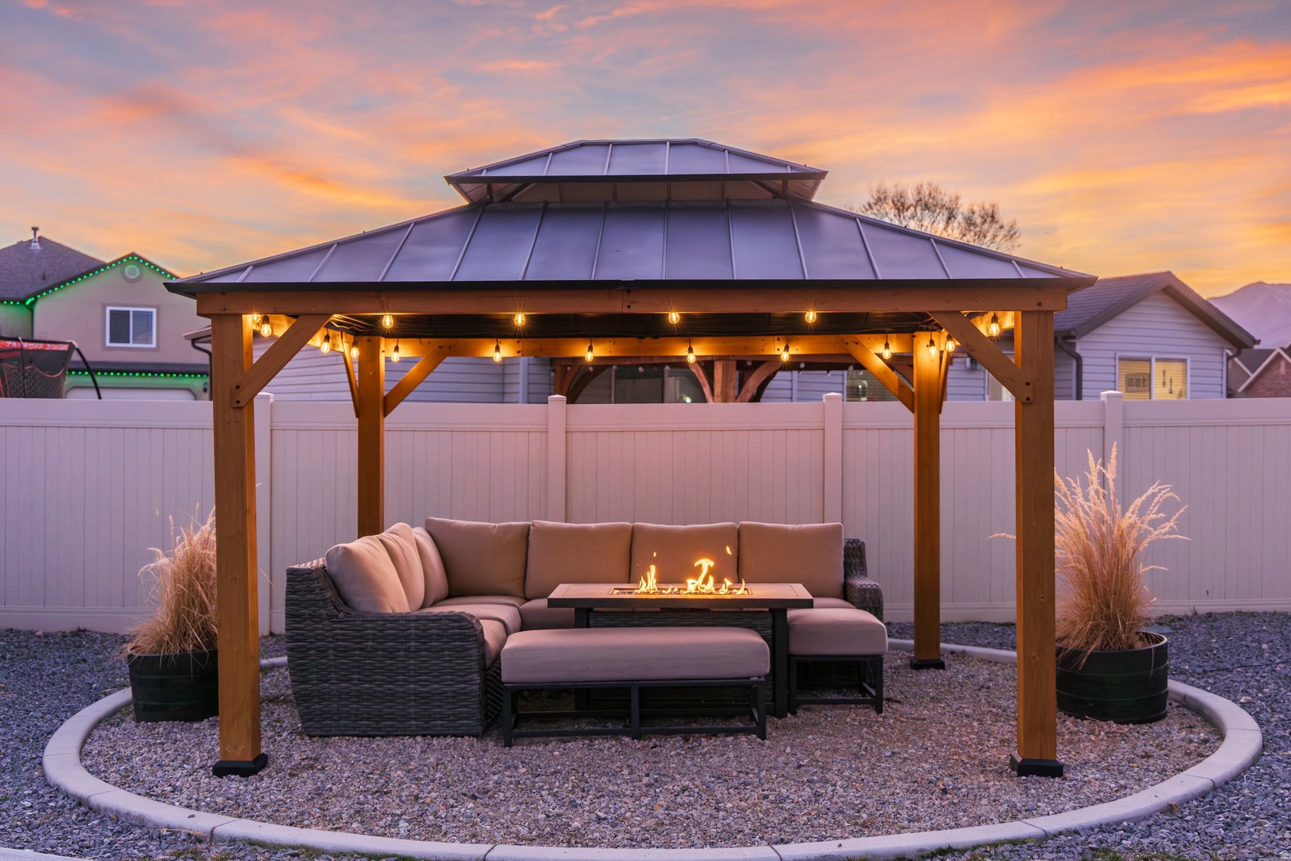 AUTUMN RIDGE - Residential