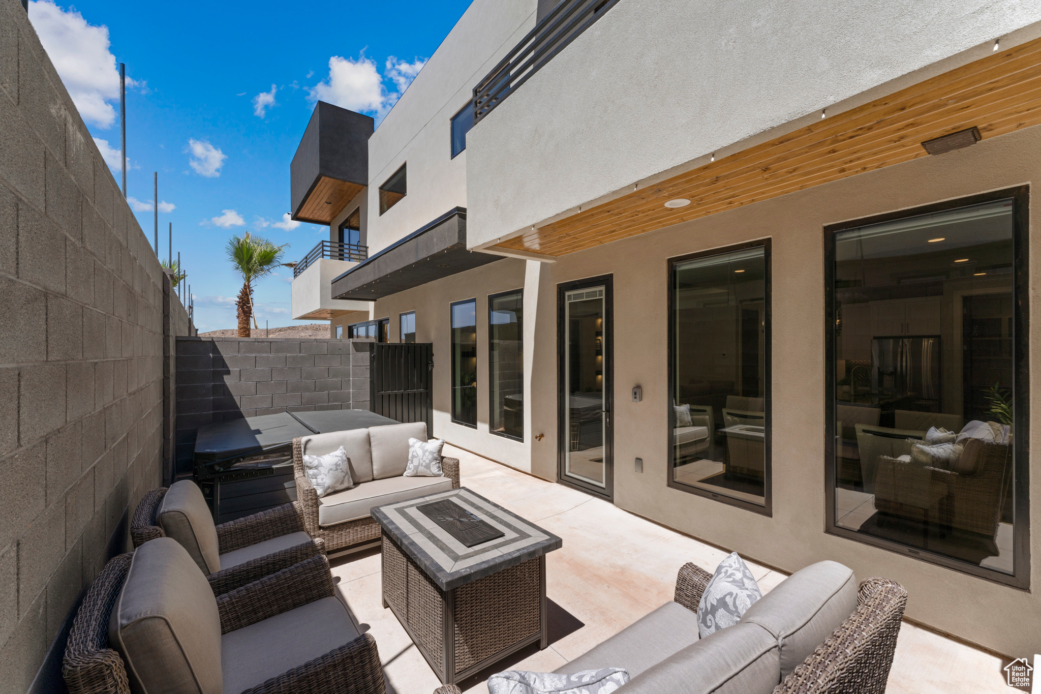 PECAN VALLEY - Residential