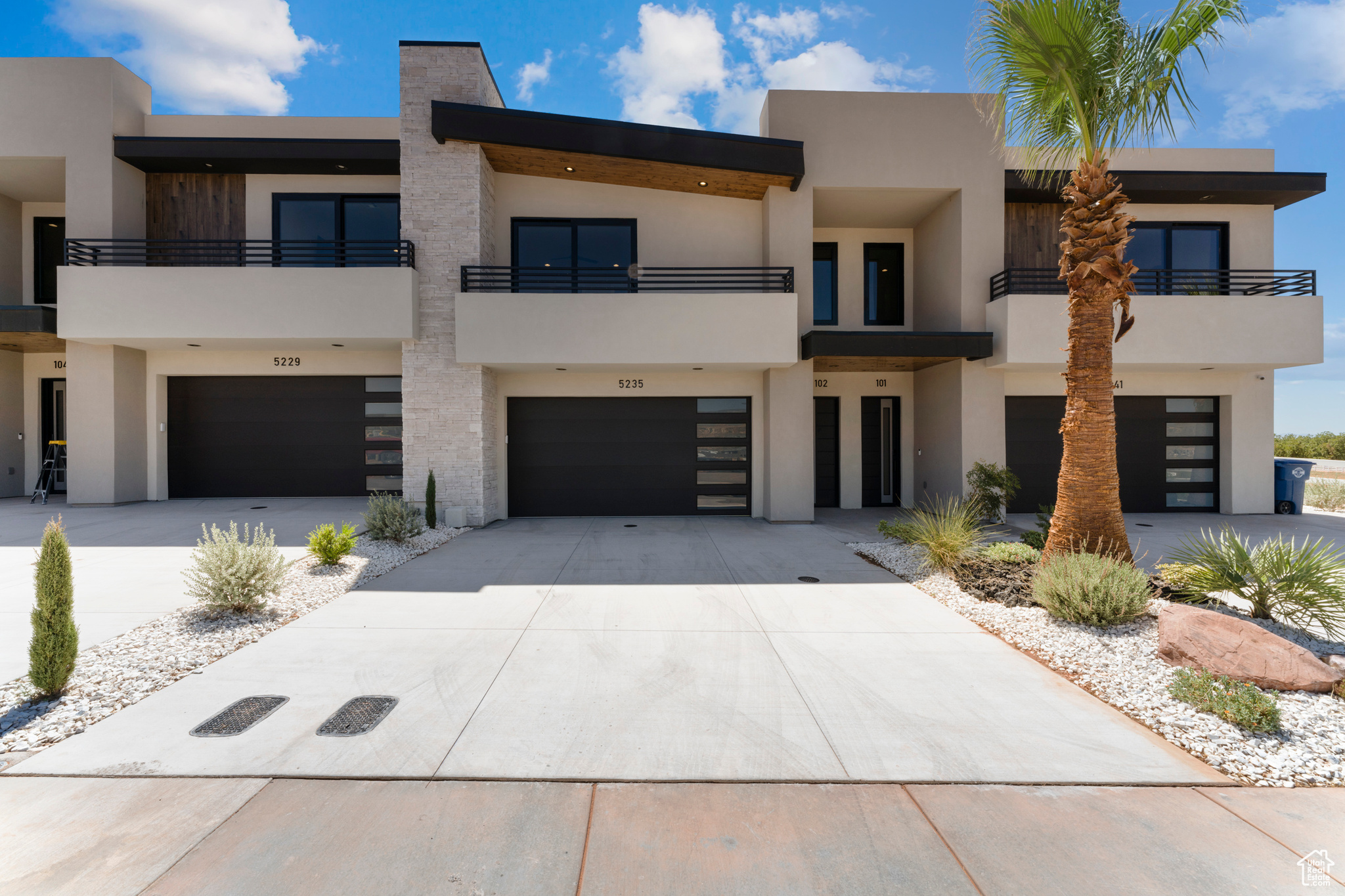 PECAN VALLEY - Residential