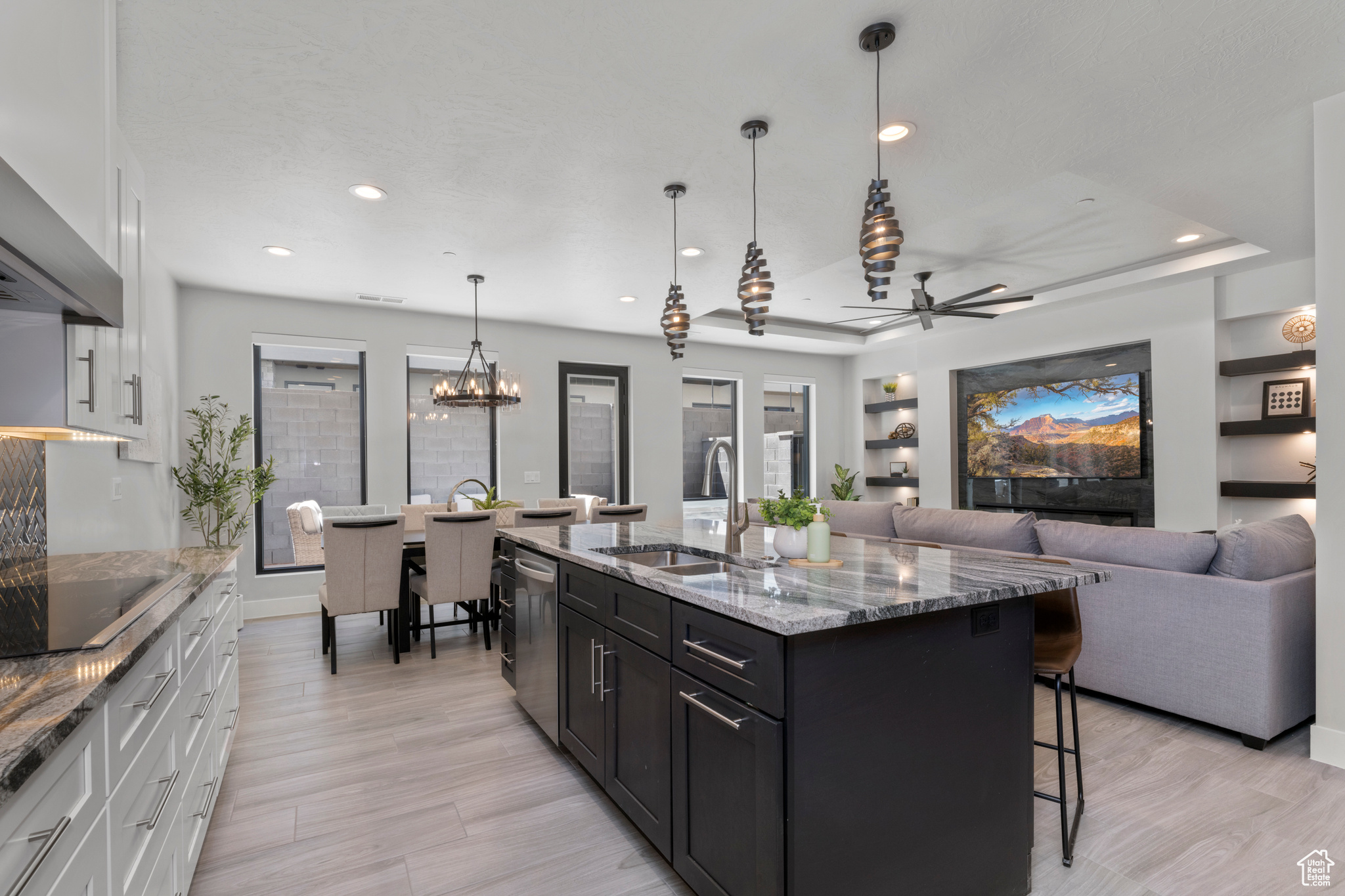 PECAN VALLEY - Residential