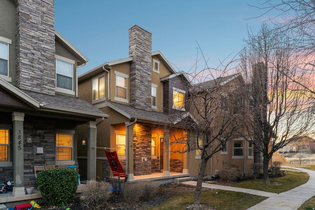 Photo of 3843 E CUNNINGHILL DR S, Eagle Mountain, UT 84005 (MLS # 2140040)