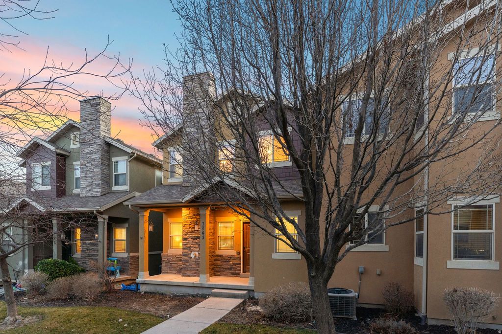 Photo of 3843 E CUNNINGHILL DR S, Eagle Mountain, UT 84005 (MLS # 2140040)