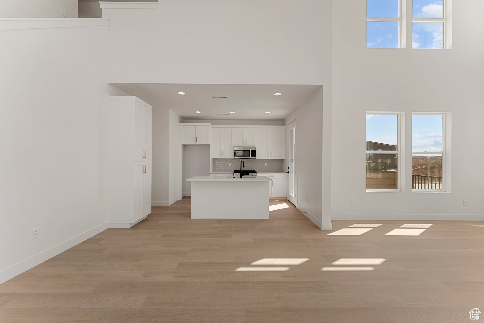 DESERT COLOR PHASE 5 - Residential