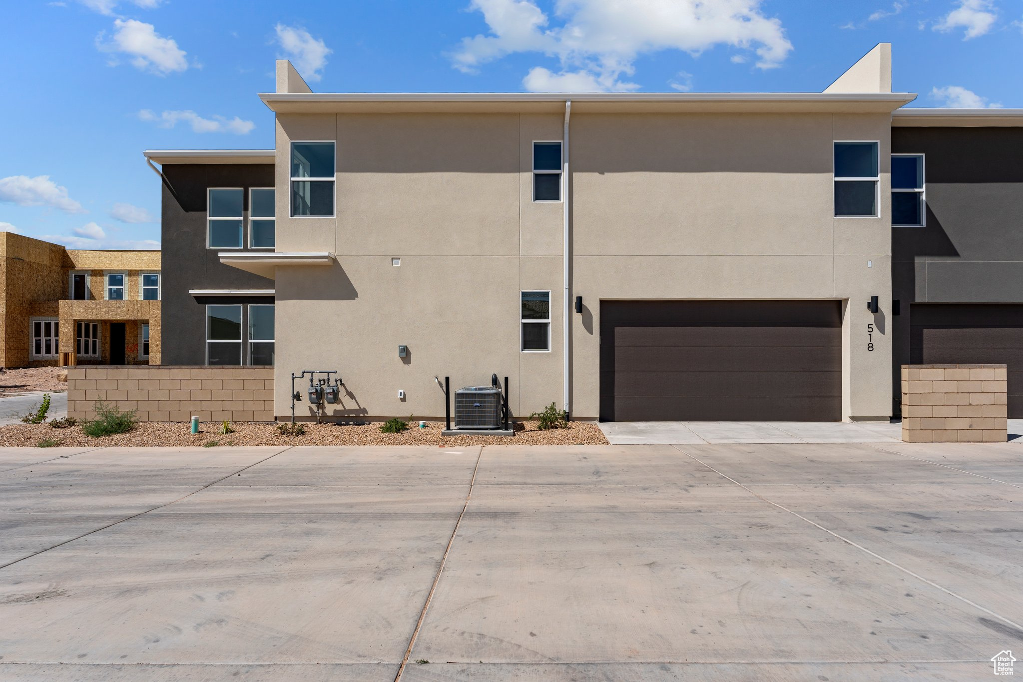 DESERT COLOR PHASE 5 - Residential