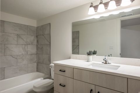 Tiny photo for 129 S 940 E, Santaquin, UT 84655 (MLS # 2129718)