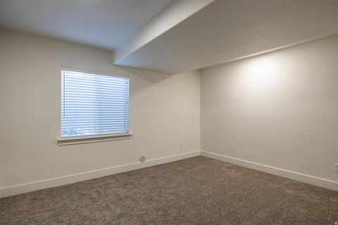 Tiny photo for 129 S 940 E, Santaquin, UT 84655 (MLS # 2129718)