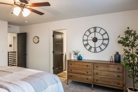 Tiny photo for 129 S 940 E, Santaquin, UT 84655 (MLS # 2129718)