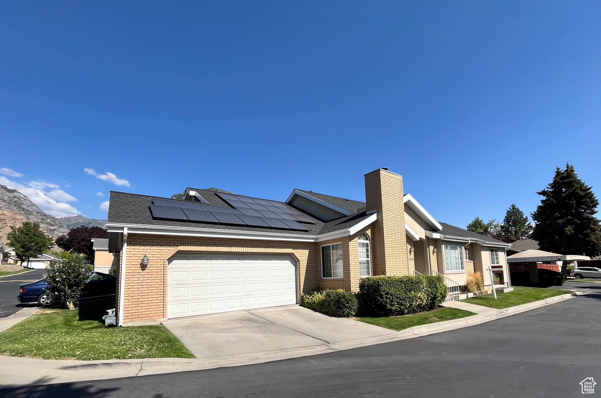 ROCK CANYON - Residential Income