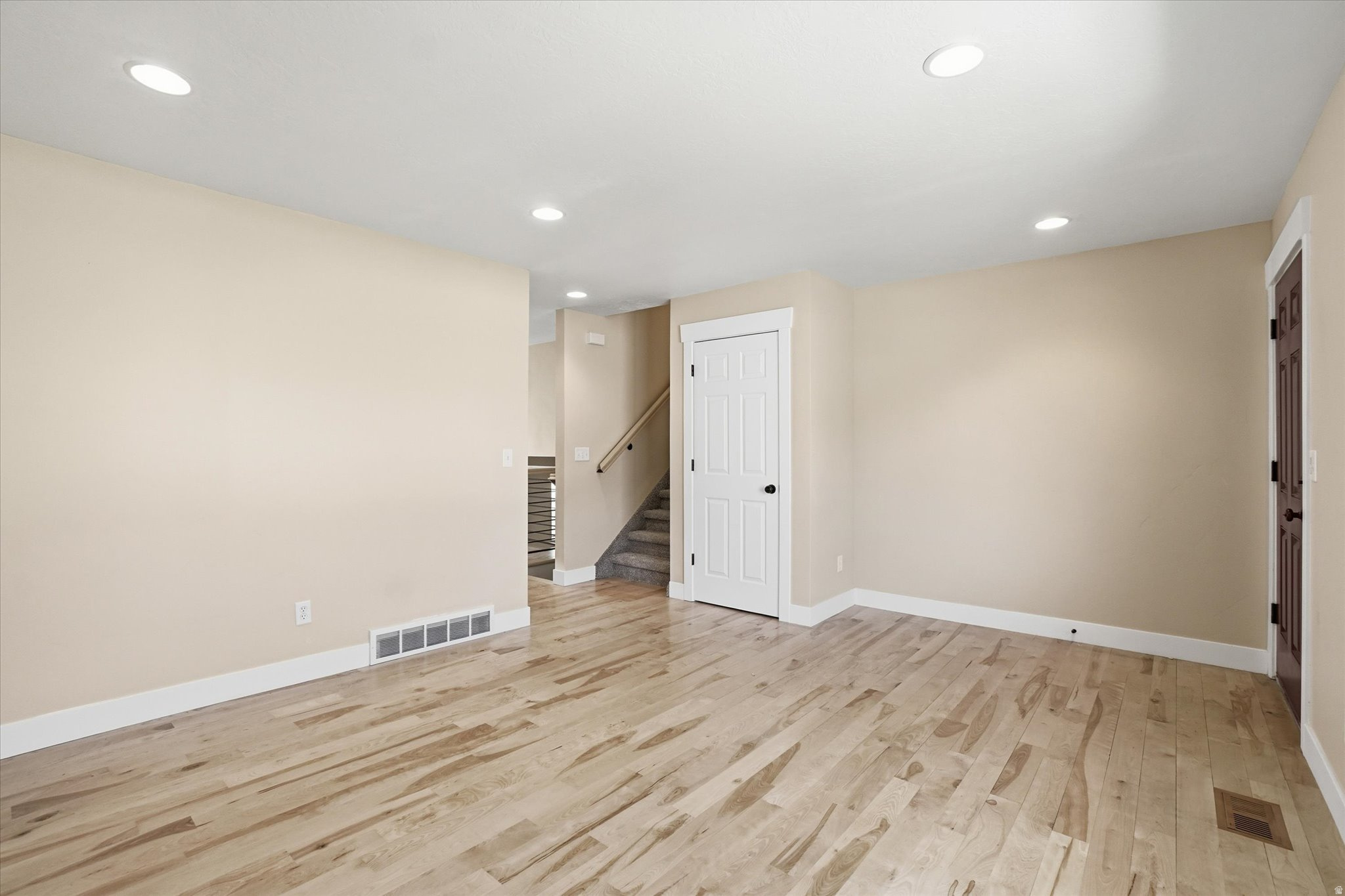 MIDVALLEY TERRACE - Residential