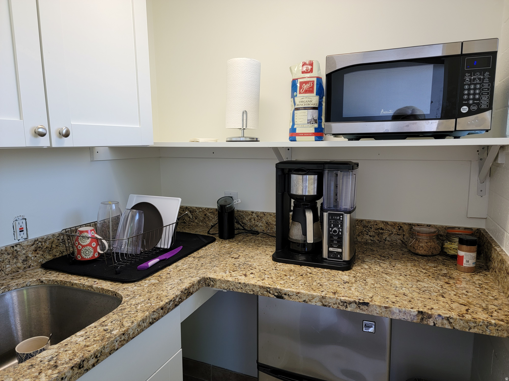 KENSINGTON OFFICE BUILDING - Commercial Lease