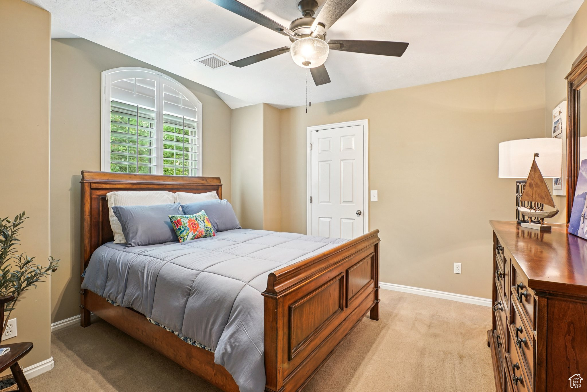 SOUTH MOUNTAIN - Residential