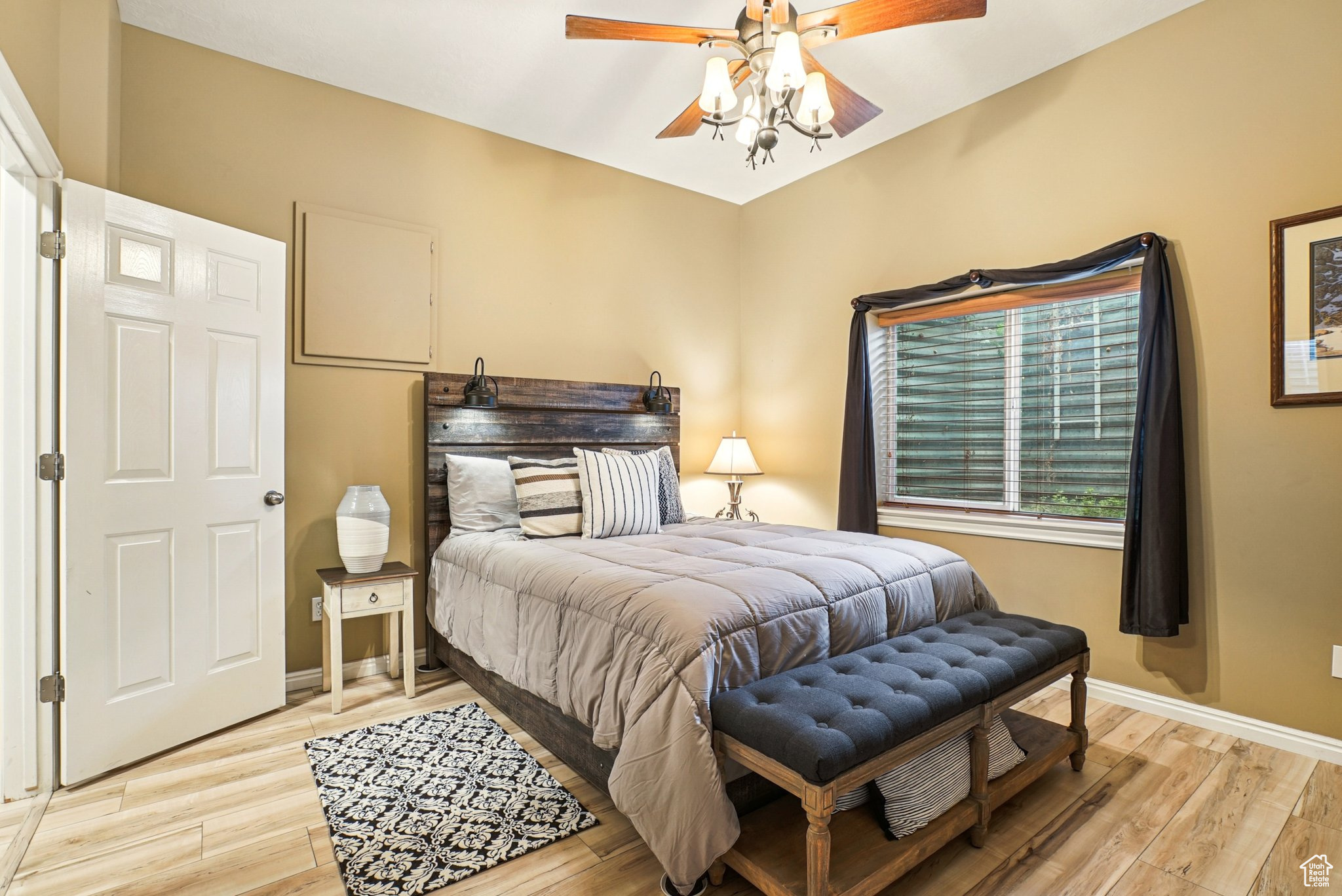 SOUTH MOUNTAIN - Residential