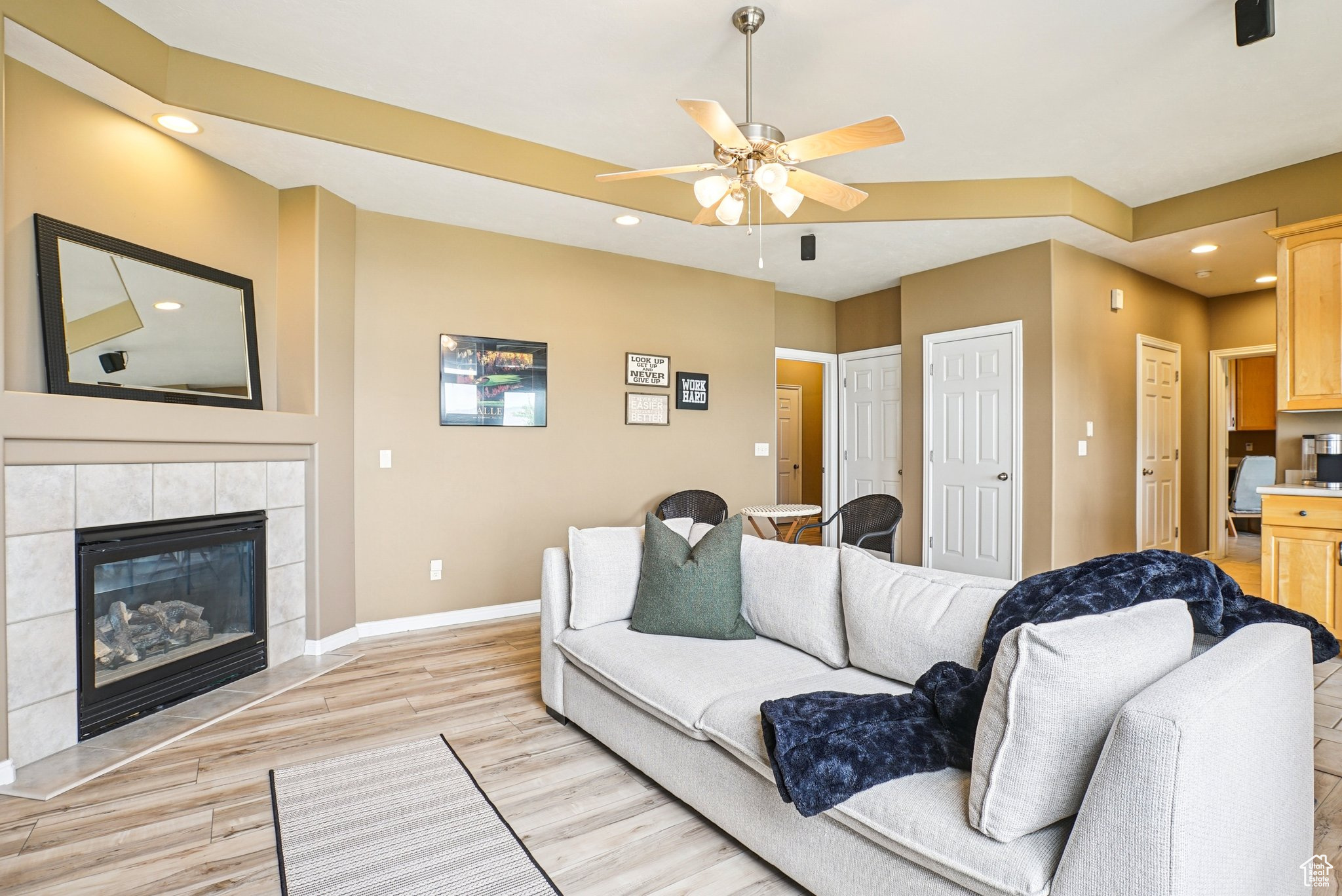 SOUTH MOUNTAIN - Residential