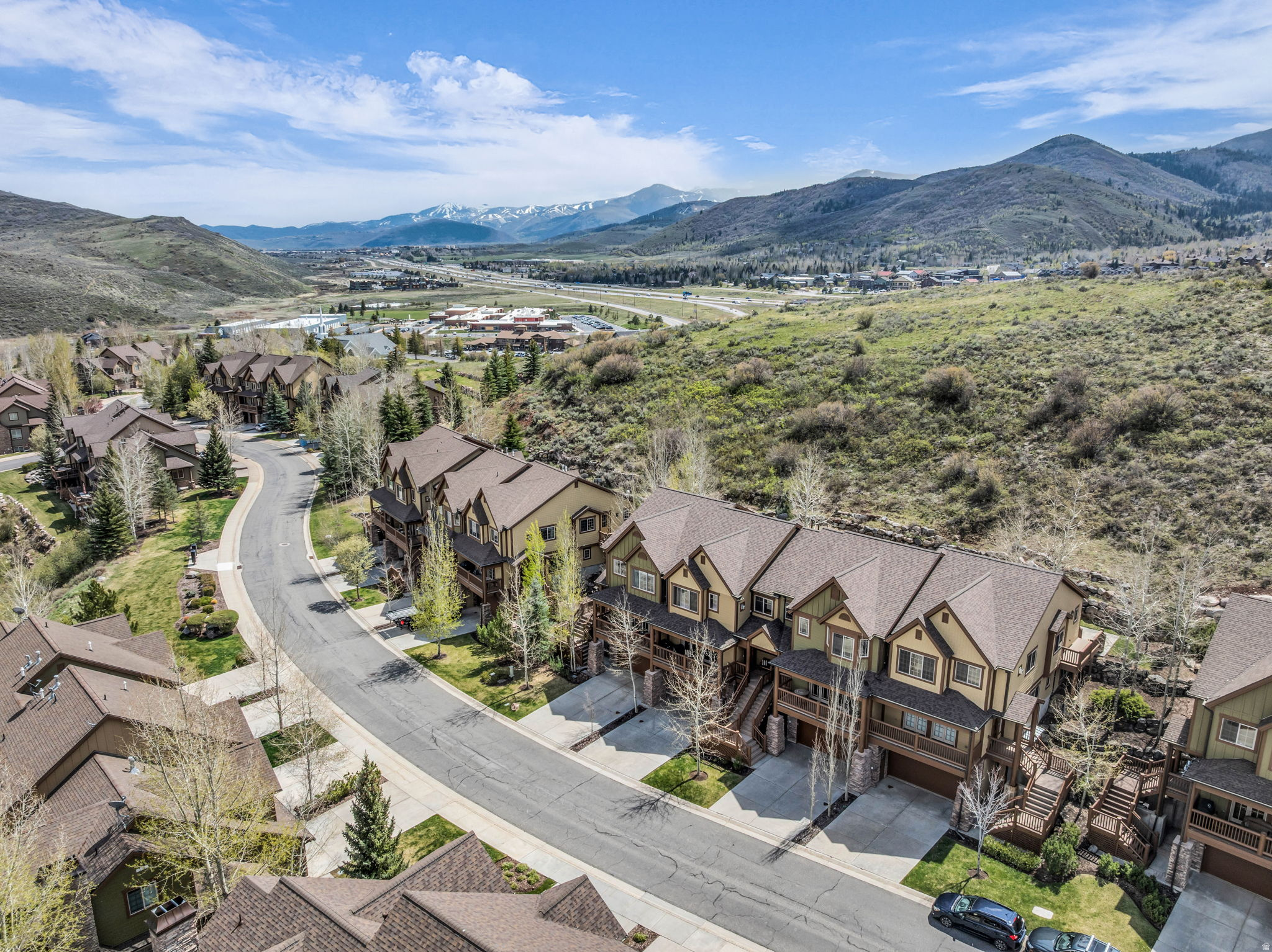 CANYON LINKS - Residential