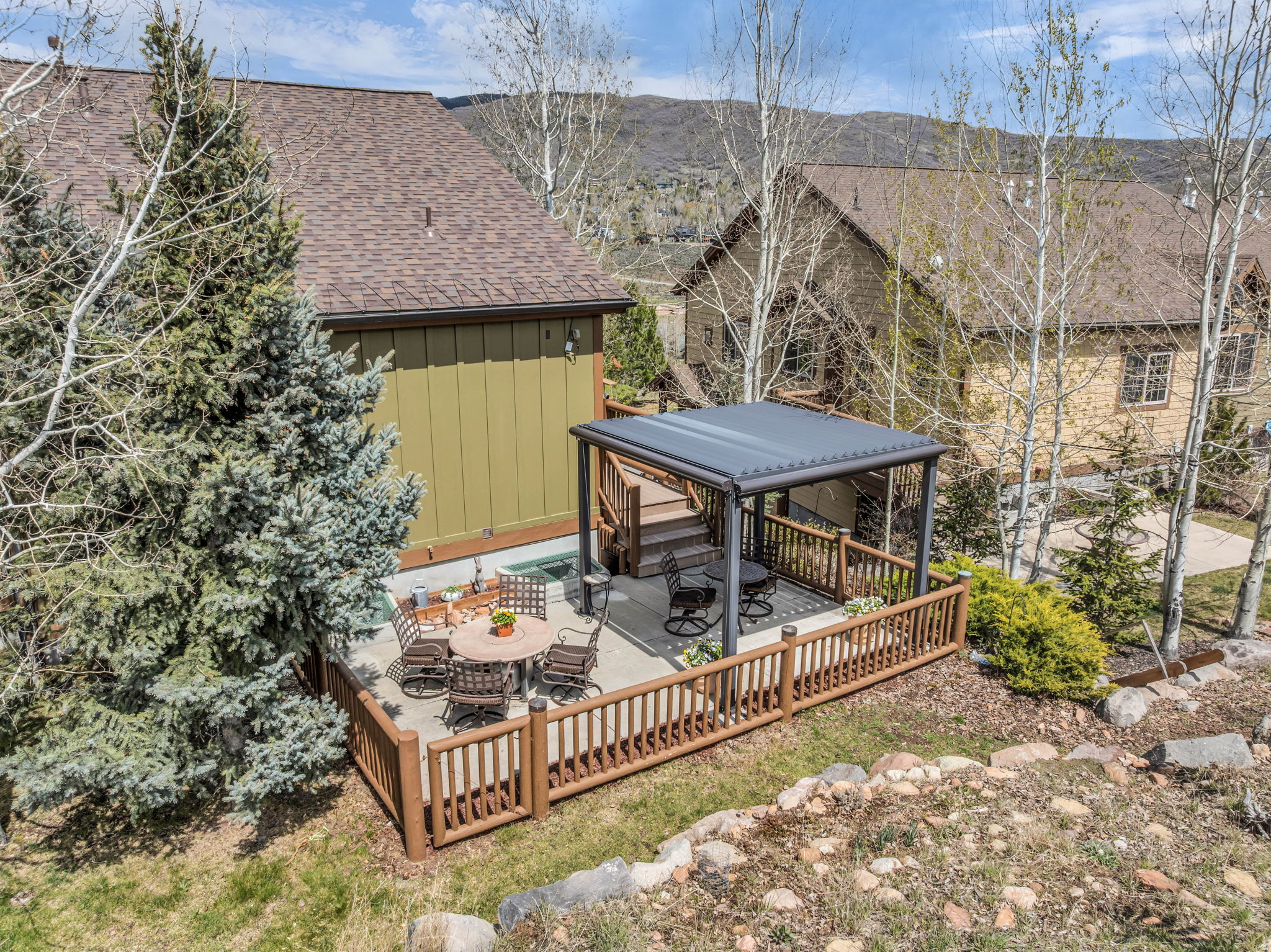 CANYON LINKS - Residential