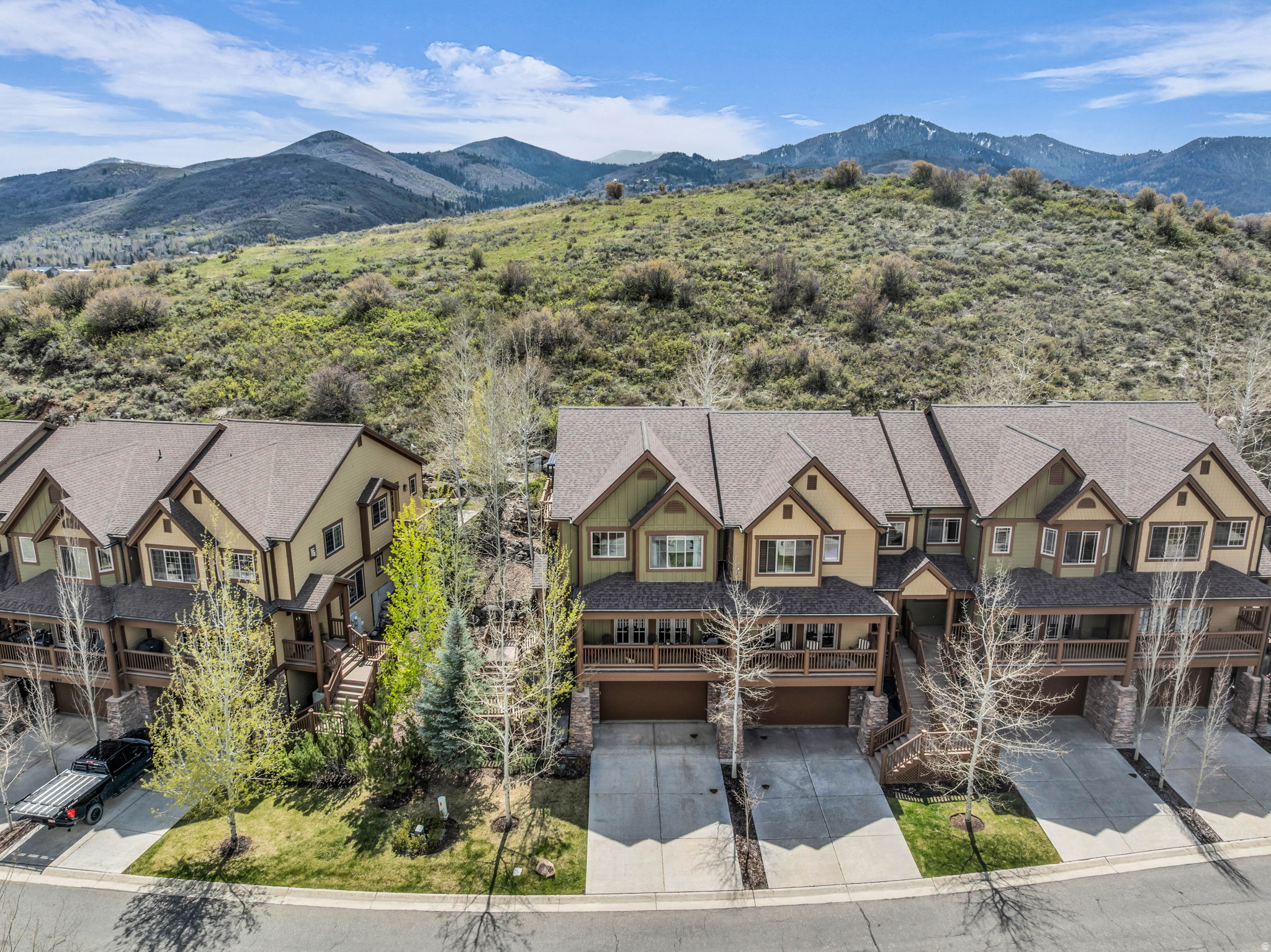 CANYON LINKS - Residential