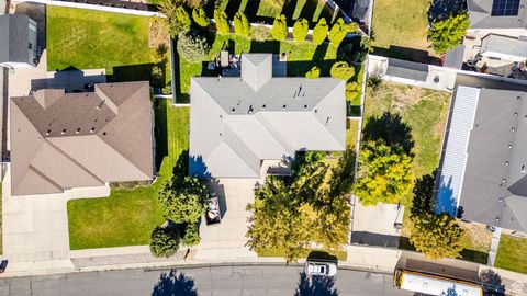 Tiny photo for 4438 W LENNOX DR, South Jordan, UT 84009 (MLS # 2116578)