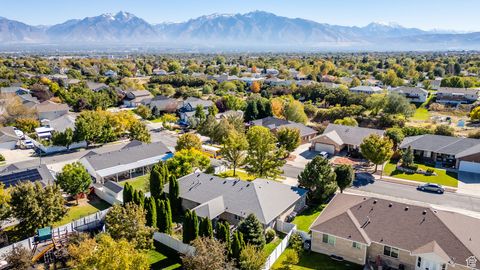 Tiny photo for 4438 W LENNOX DR, South Jordan, UT 84009 (MLS # 2116578)