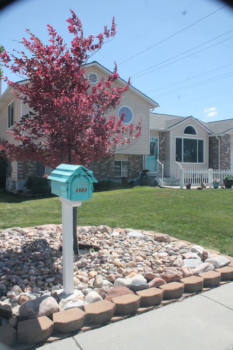Tiny photo for 2683 W JEAN WAY, West Jordan, UT 84084 (MLS # 2154400)