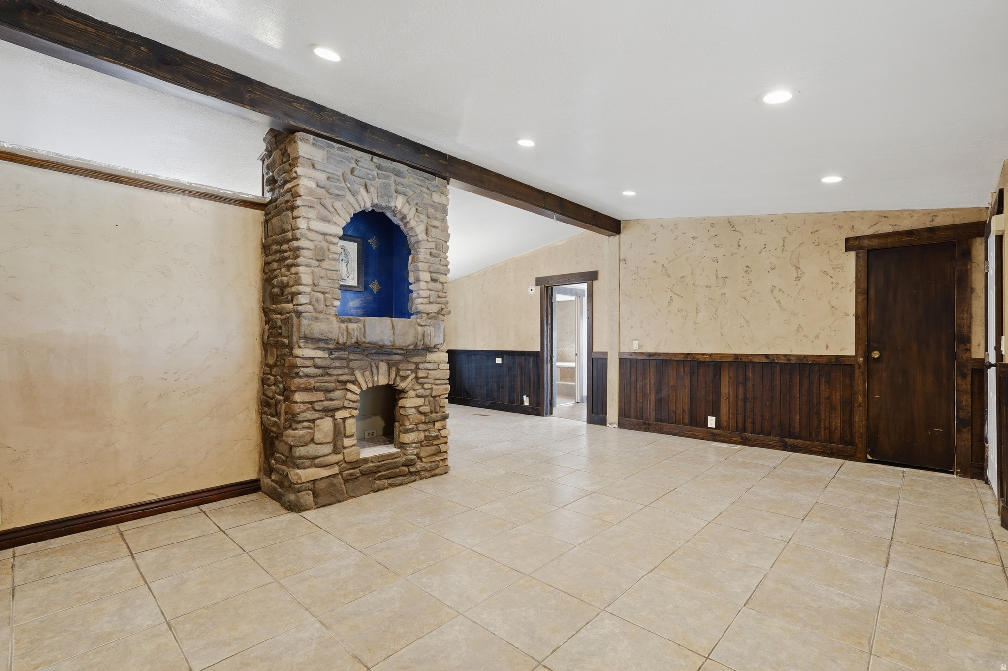 RIDGEWOOD ESTATES - Residential