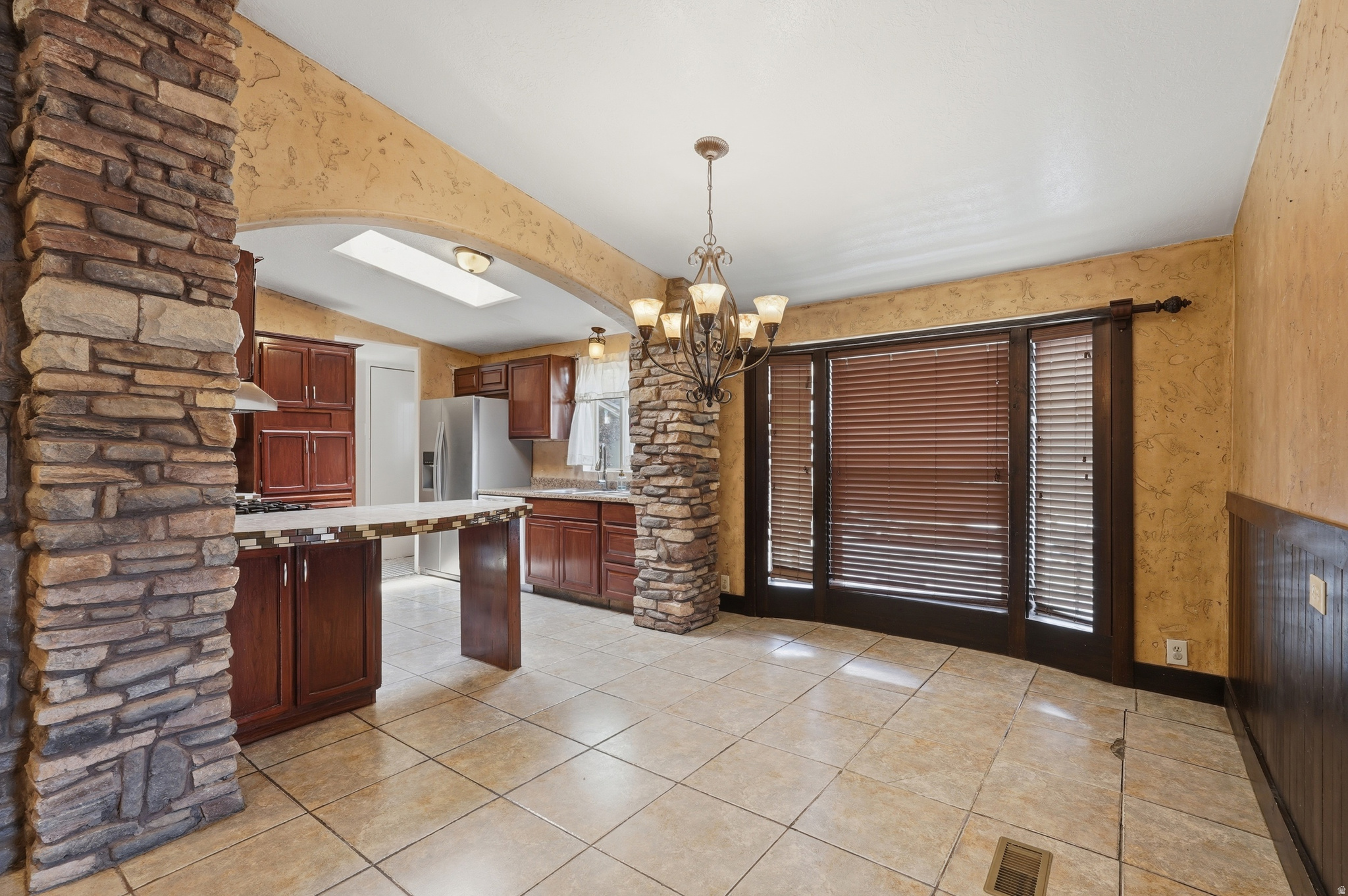 RIDGEWOOD ESTATES - Residential