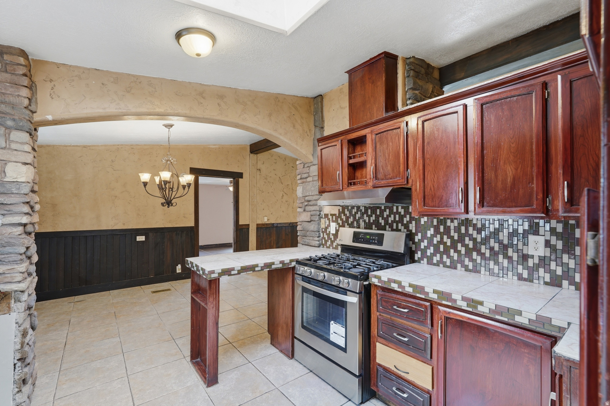 RIDGEWOOD ESTATES - Residential