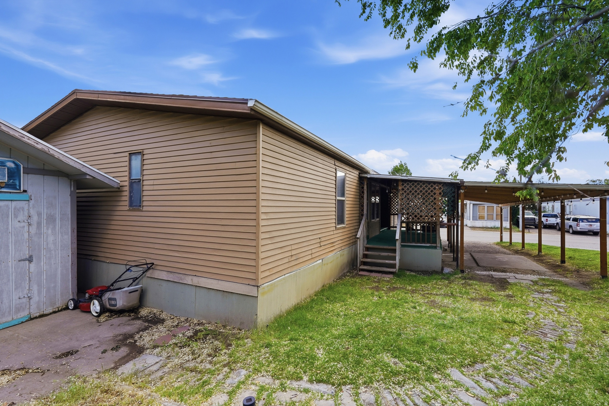 RIDGEWOOD ESTATES - Residential