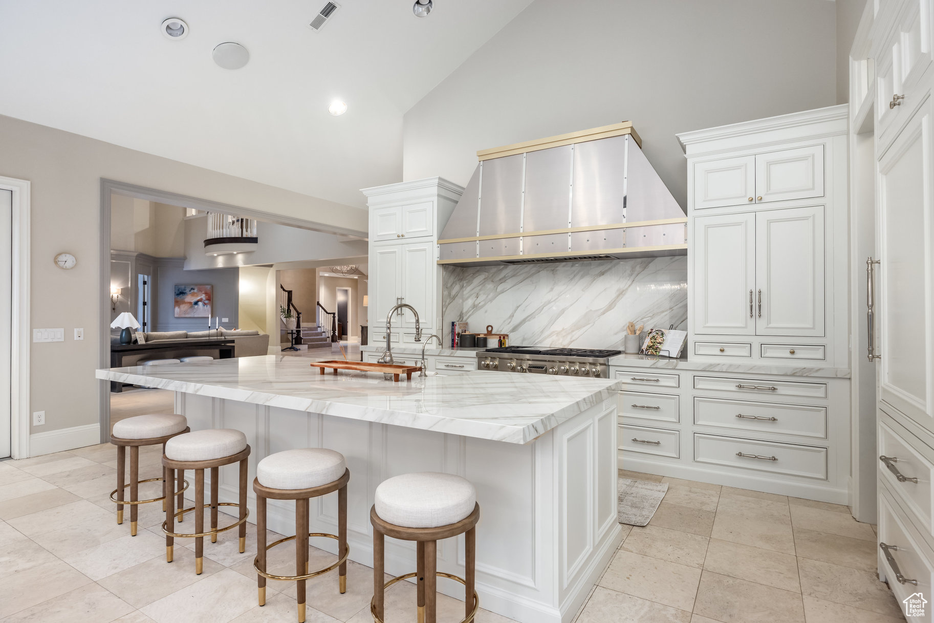 680 S Davis Blvd, Bountiful, Utah image 3