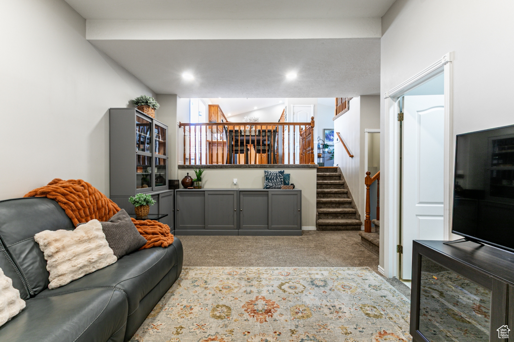 EASATRIDGE ESTATES NO. 4 - Residential