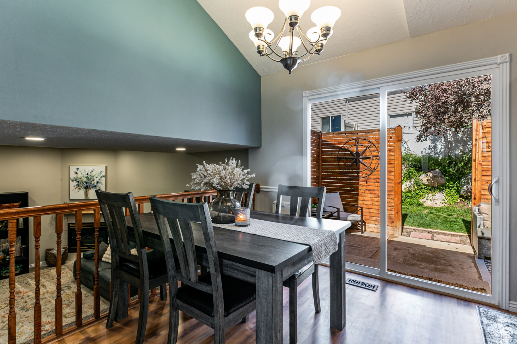 EASATRIDGE ESTATES NO. 4 - Residential