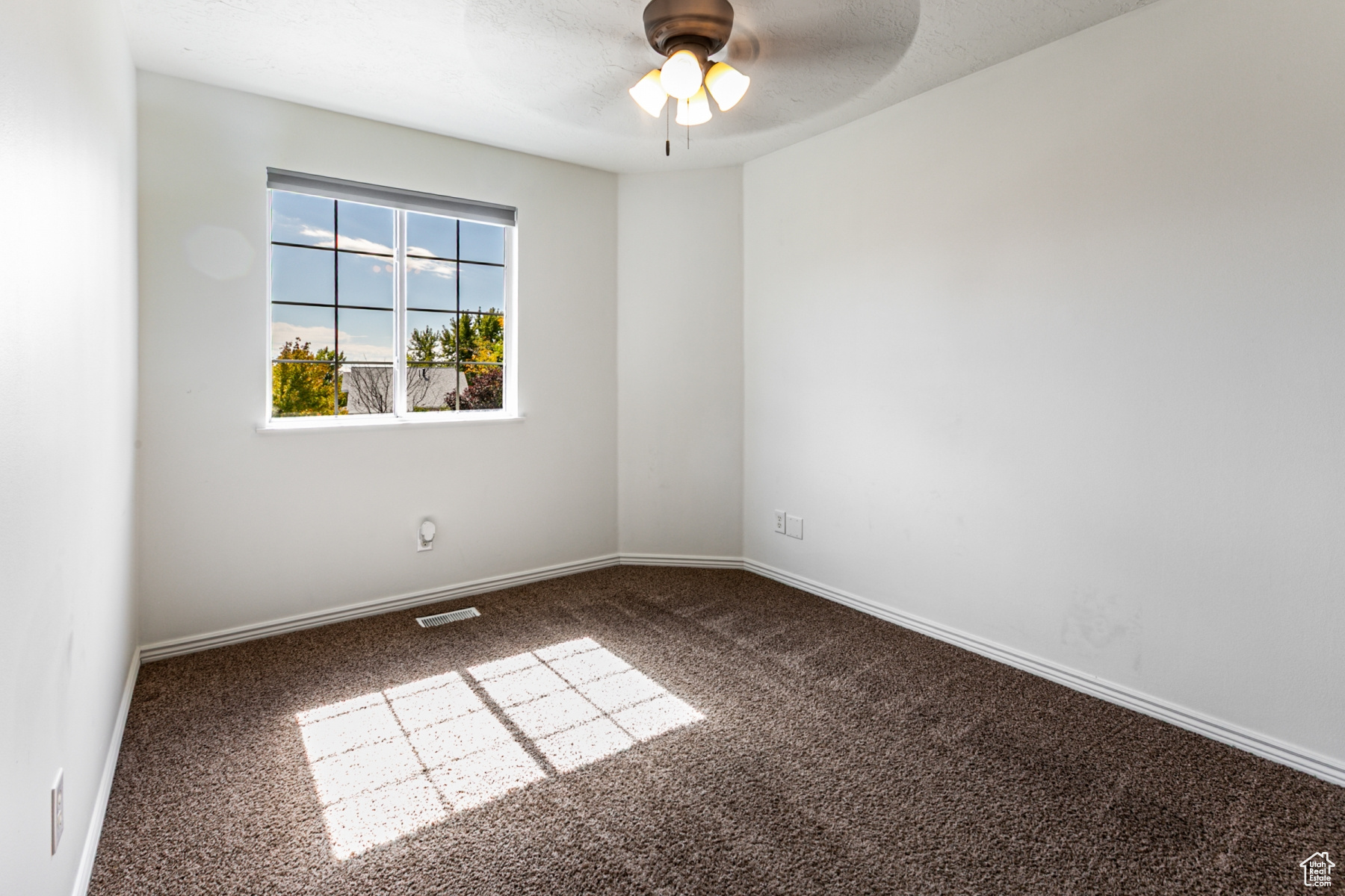 EASATRIDGE ESTATES NO. 4 - Residential