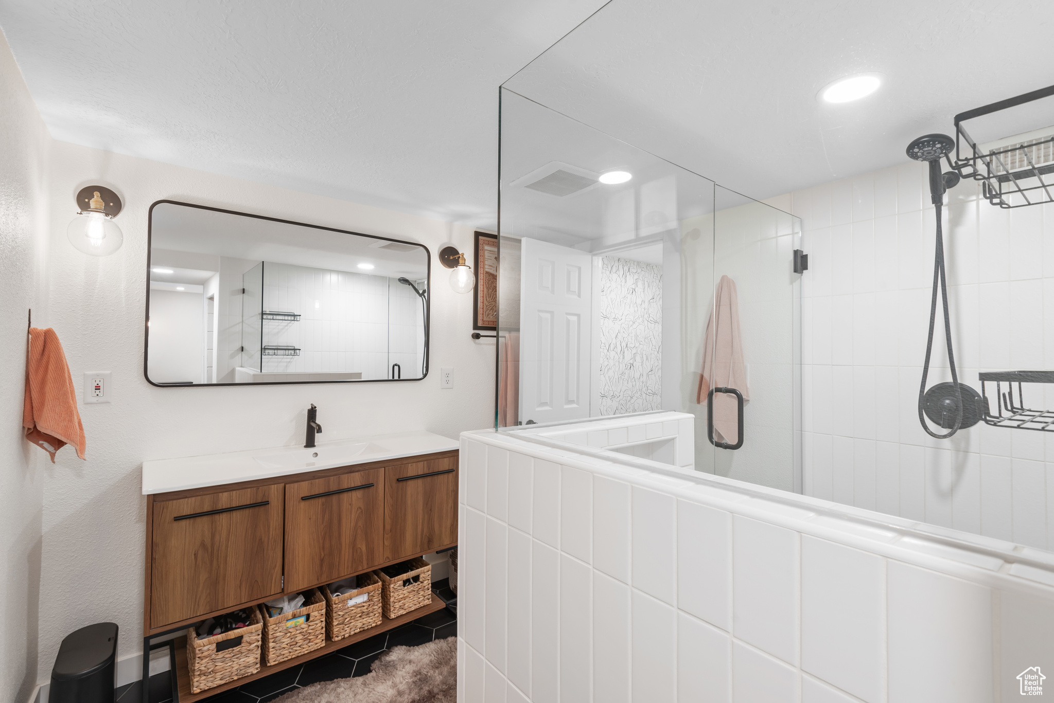 REDONDO PARK - Residential