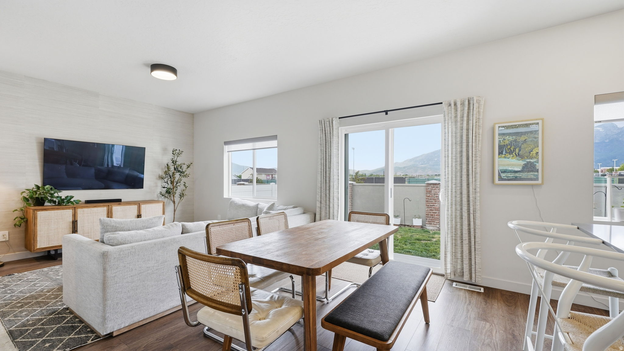 RIDGE - Residential