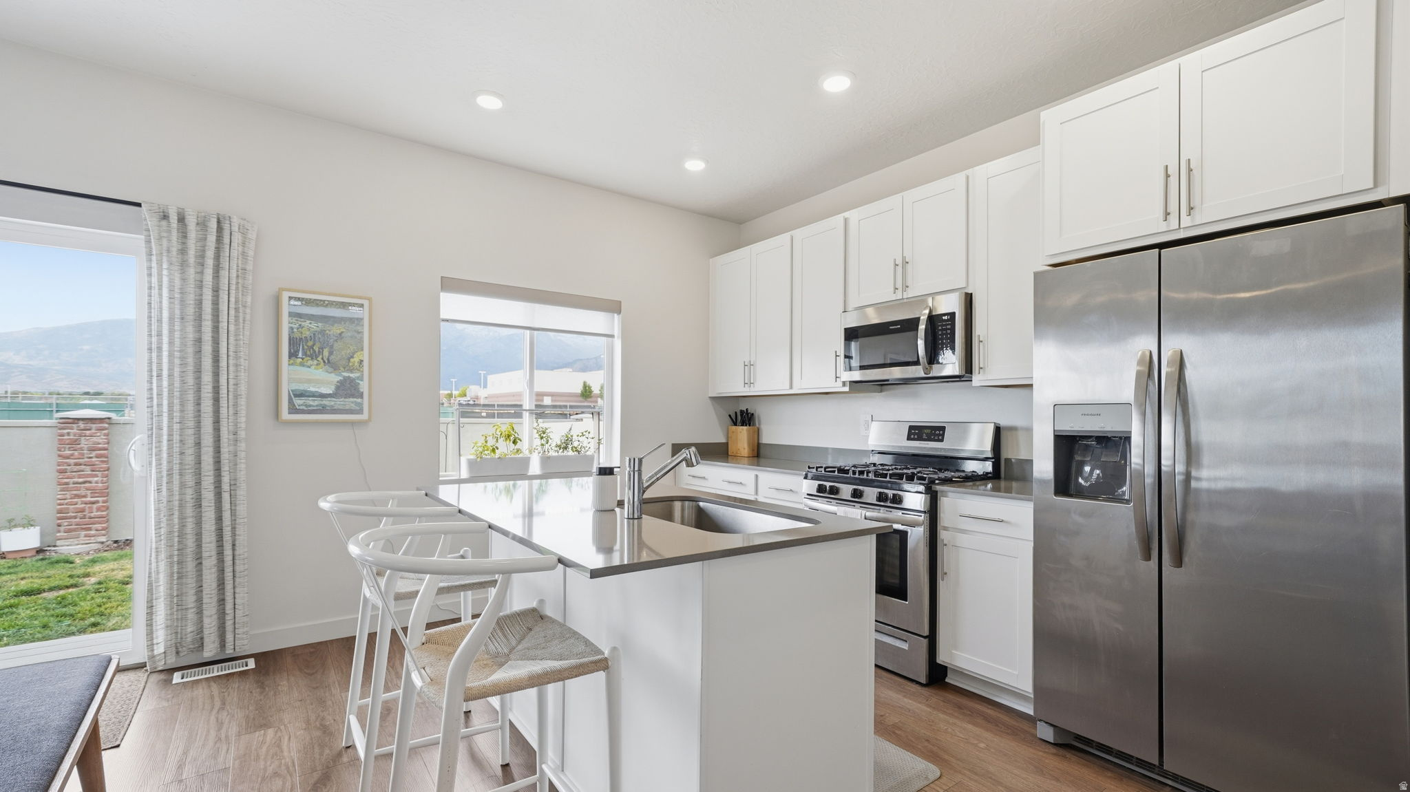RIDGE - Residential