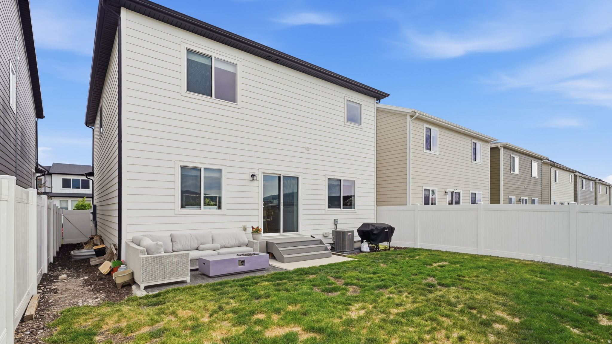 RIDGE - Residential