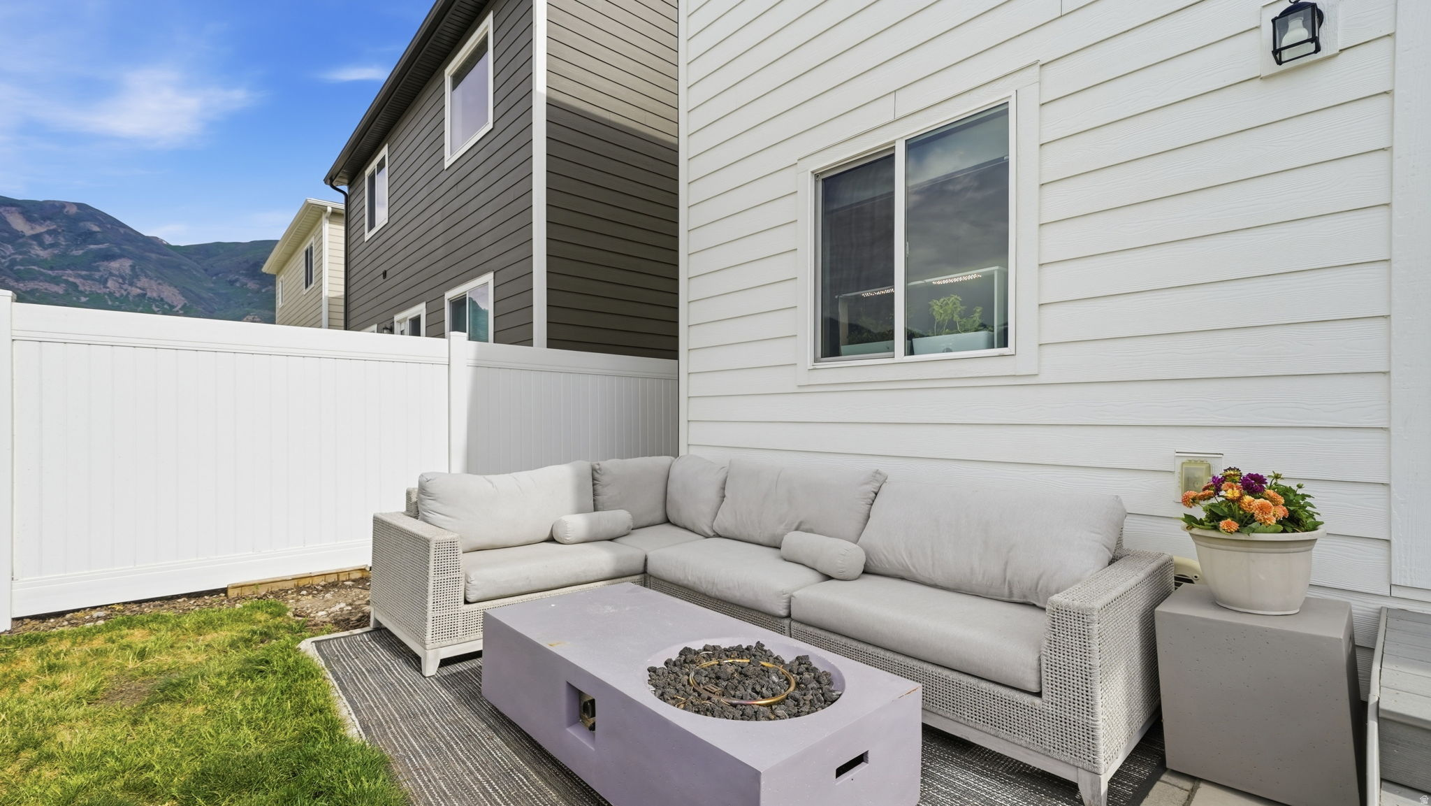 RIDGE - Residential