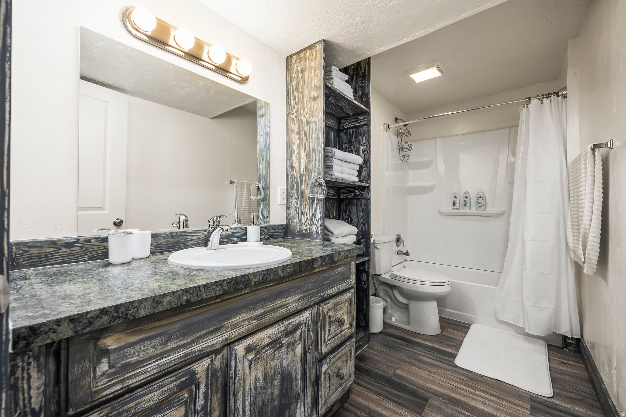 THE ORCHARDS - Residential