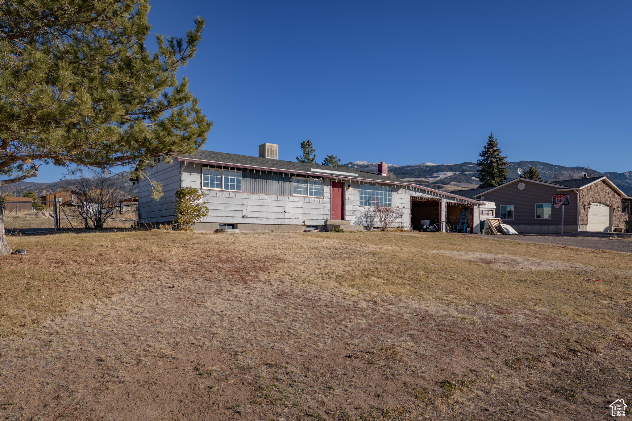 4766 N Pioneer Dr, Enoch, Utah image 2