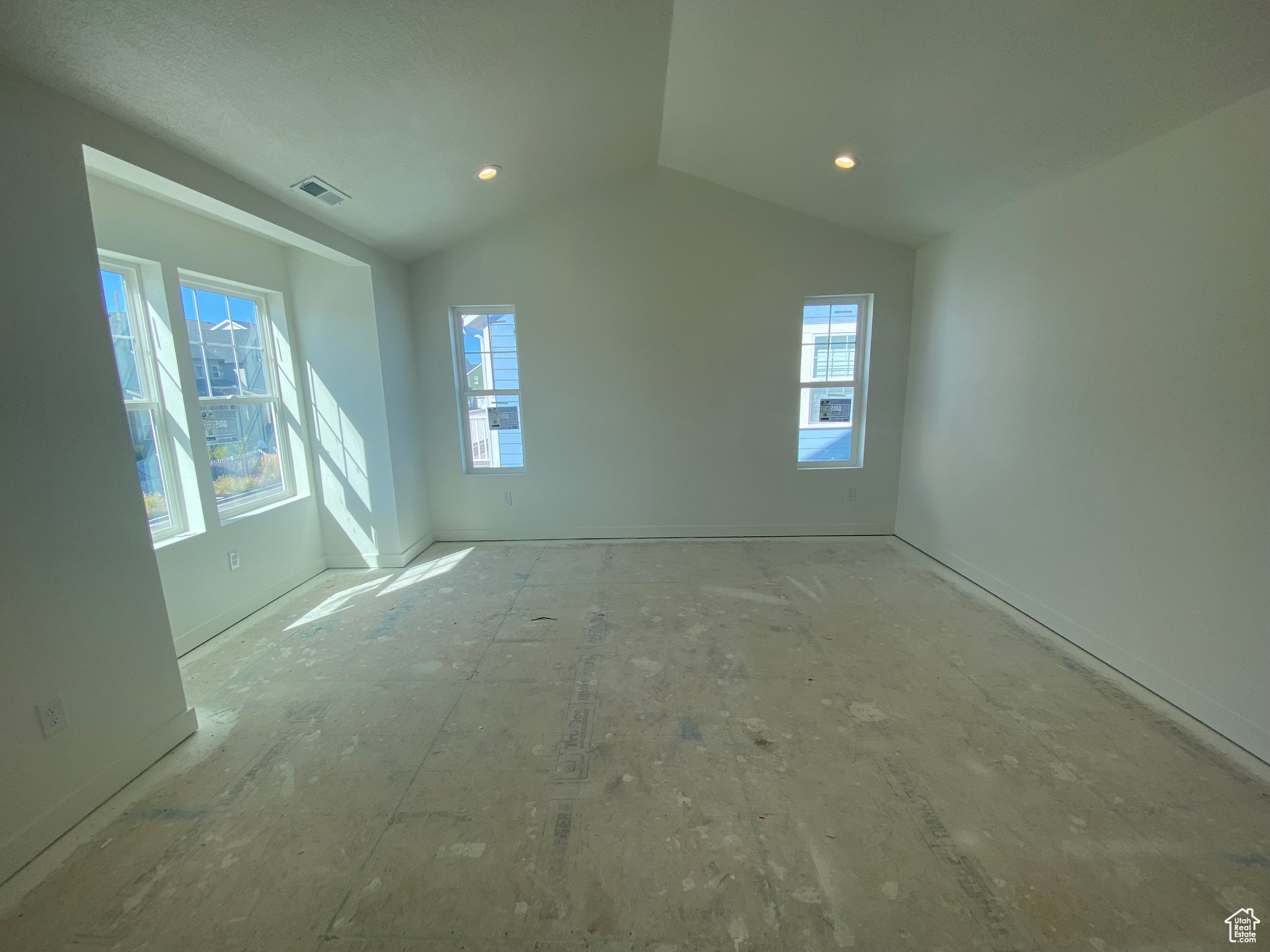 DAYBREAK - Residential