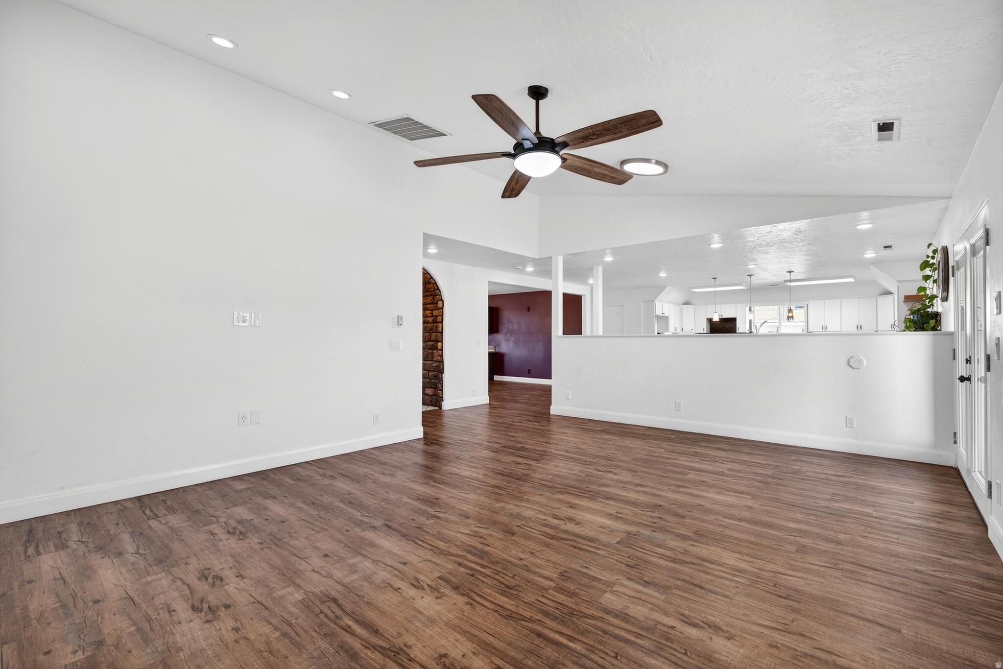 SHORT CREEK 2 - Residential