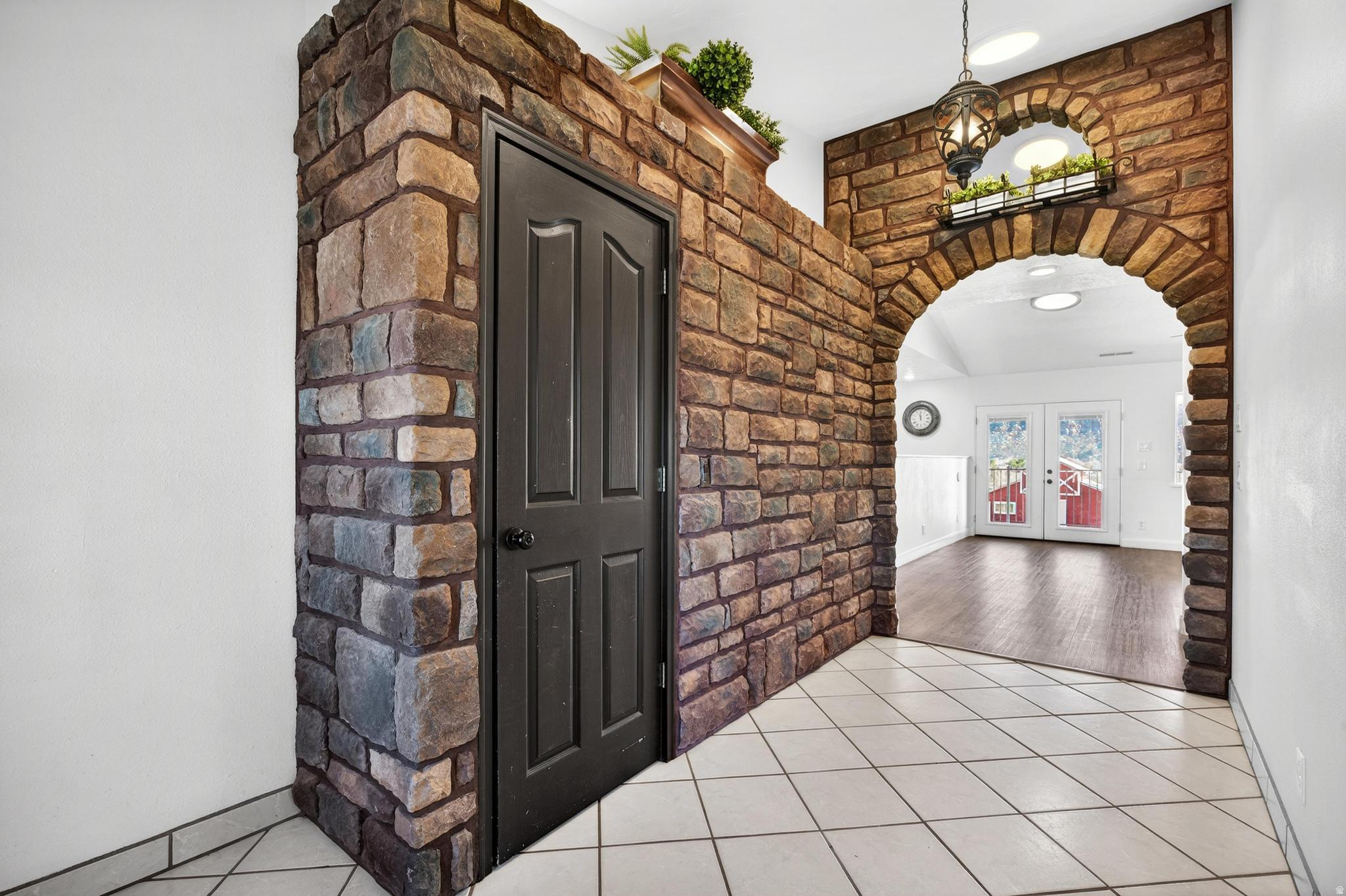 SHORT CREEK 2 - Residential